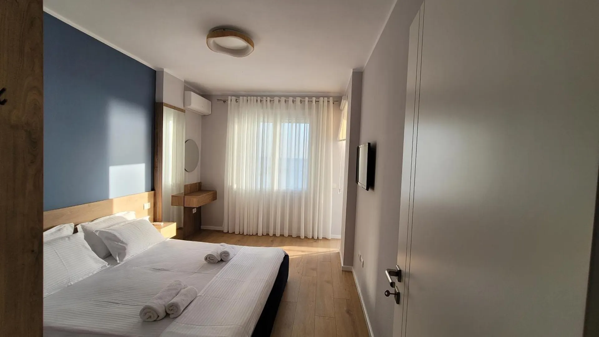 Sea Gate Apartment Durres 0*,